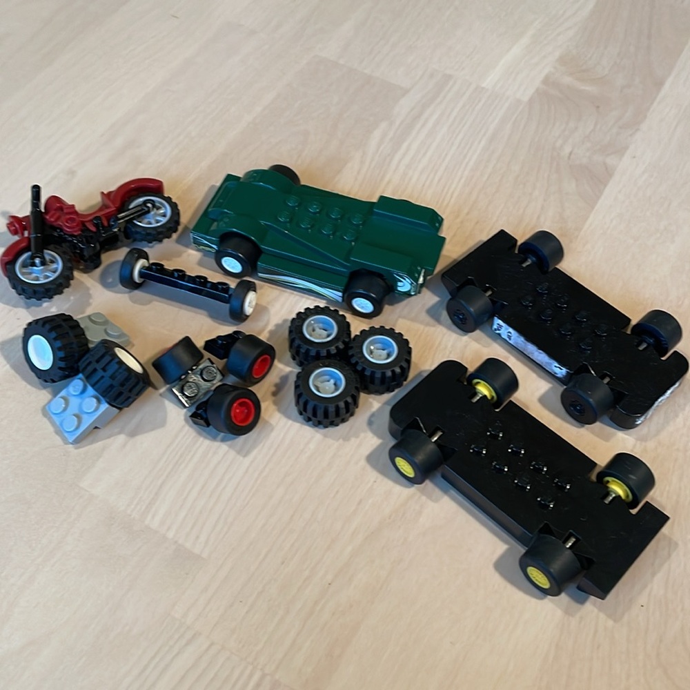 LEGO Car Chassis, Motorcycle and Wheels/Tires